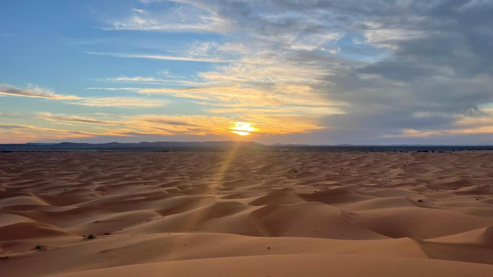 Hotel Sahara Luxury Camp Merzouga Exterior foto